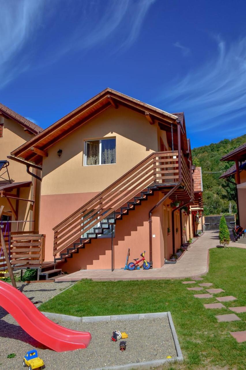 Kovacs Guesthouse Parajd Kültér fotó