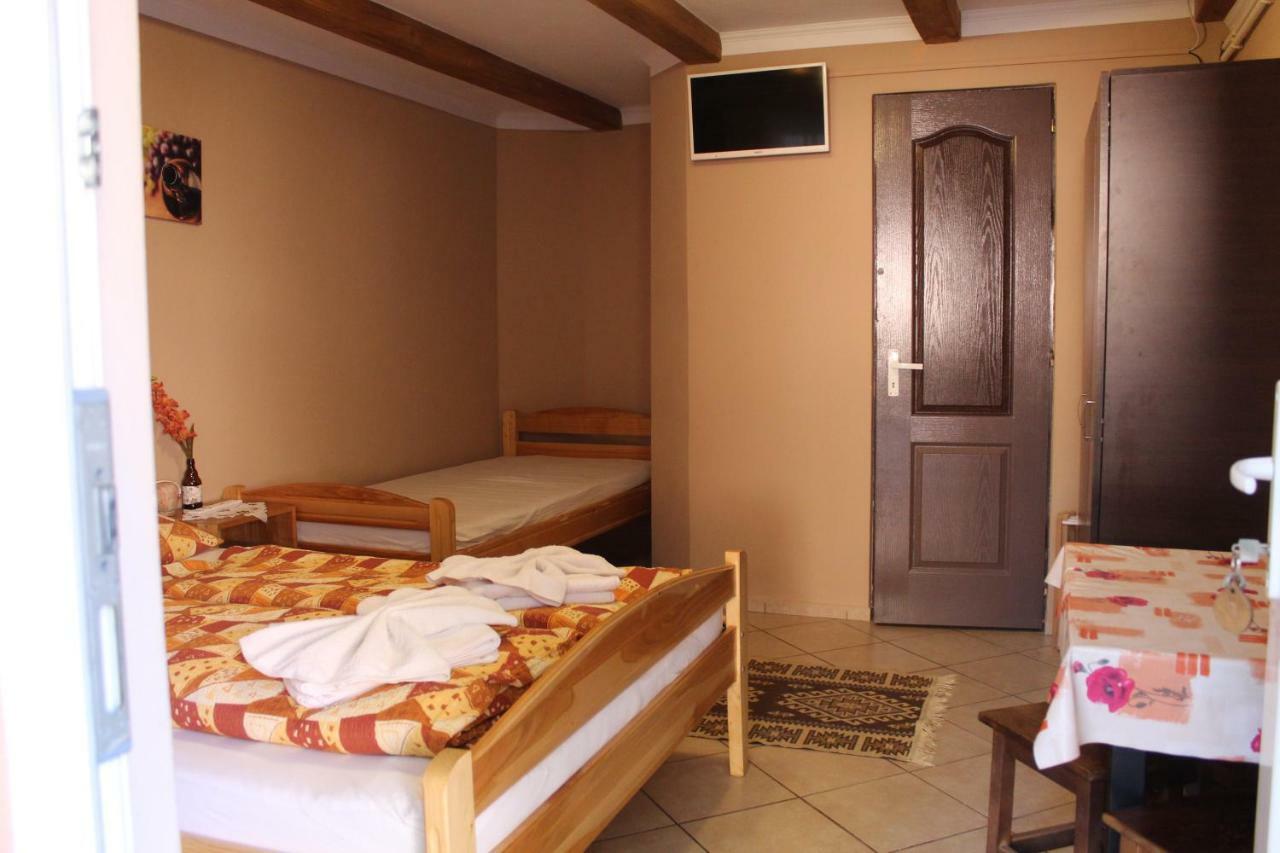 Kovacs Guesthouse Parajd Kültér fotó