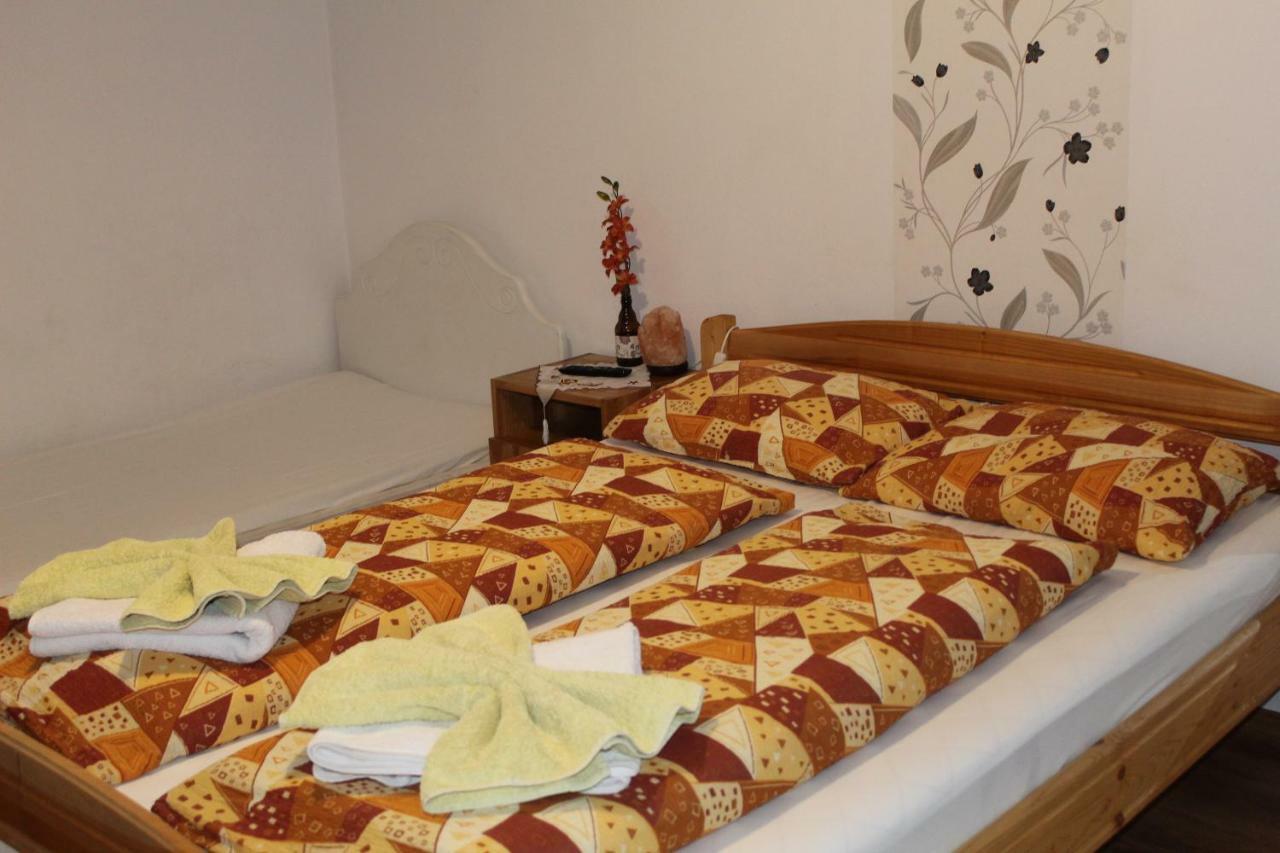Kovacs Guesthouse Parajd Kültér fotó